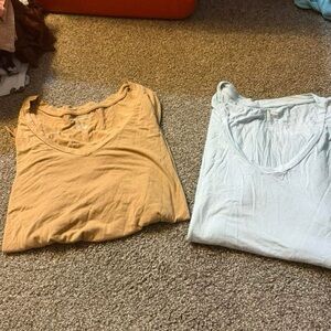 American Eagle Outfitters Short Sleeve Tees in Tan and Light Blue
